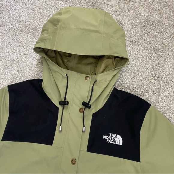 The North Face Eco Mountain Jacket - Picture 2 of 11